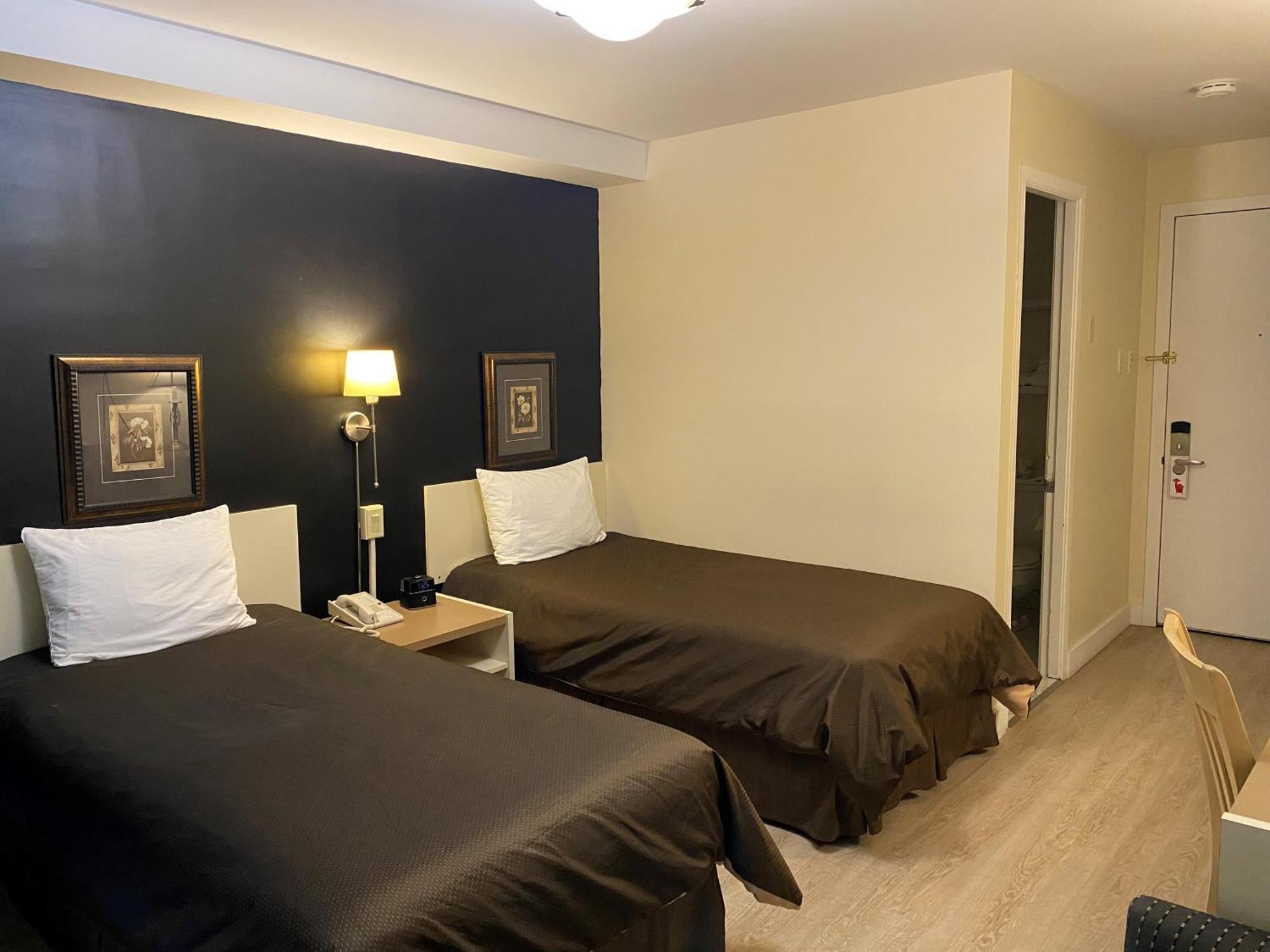 Hotel Centre-Ville Монмані Екстер'єр фото
