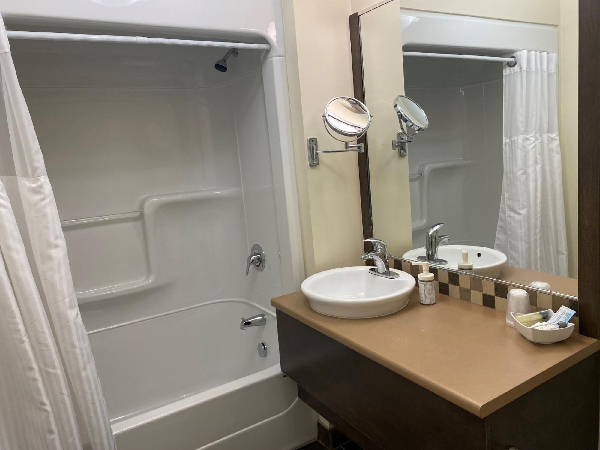 Hotel Centre-Ville Монмані Екстер'єр фото