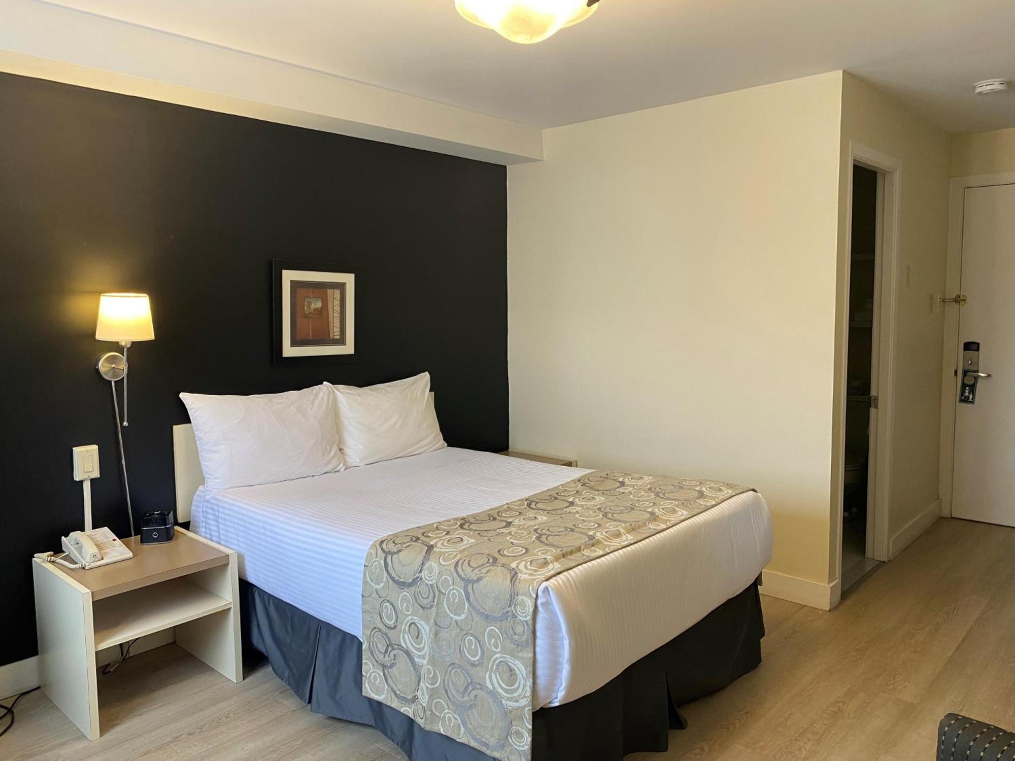 Hotel Centre-Ville Монмані Екстер'єр фото