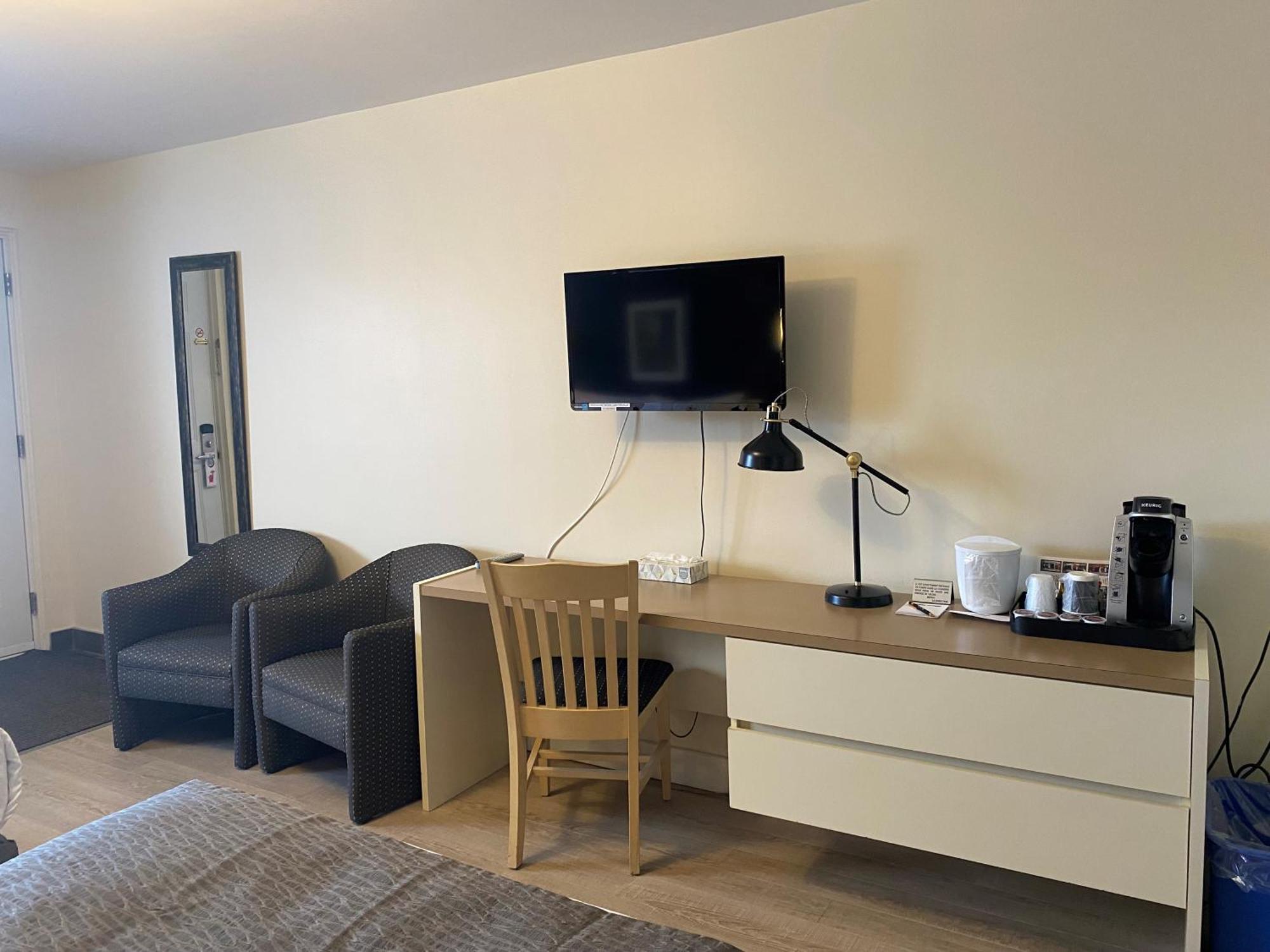 Hotel Centre-Ville Монмані Екстер'єр фото